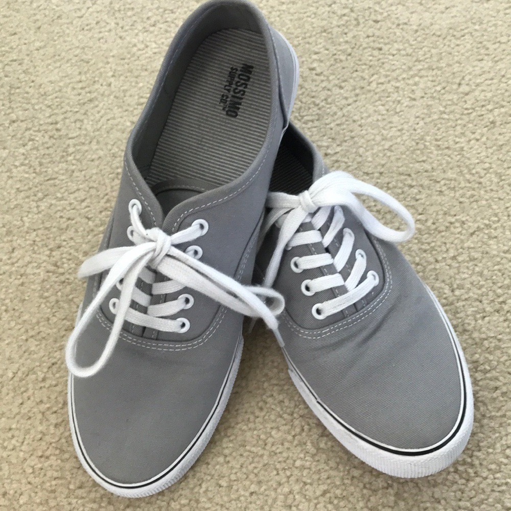 Women’s mossimo shoes